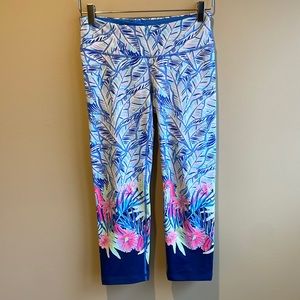 Lilly Pulitzer Luxletic Jolena Weekender Crop Leggings Bennet Blue Let’s Mango